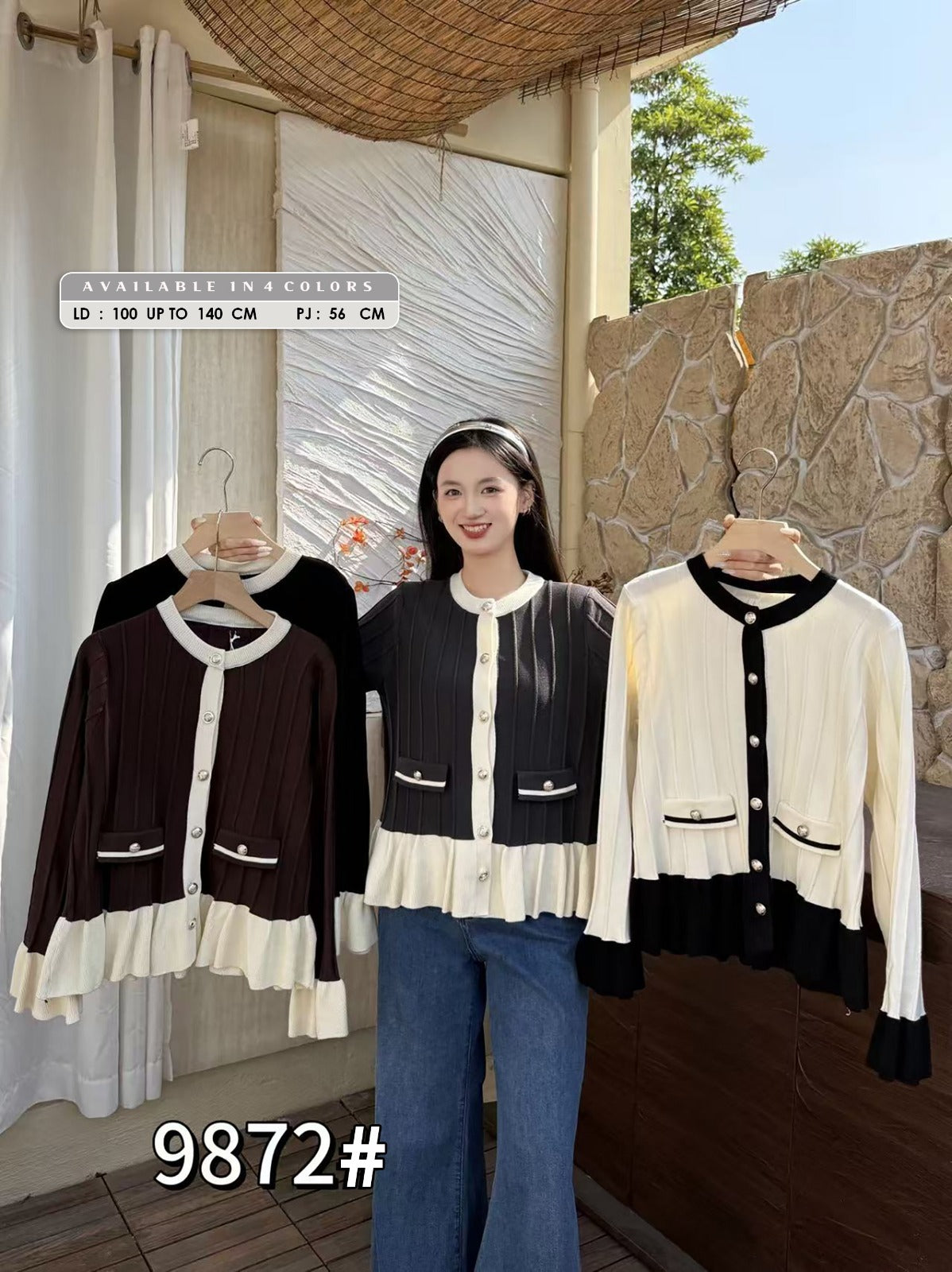 Atasan Knit Wanita Kancing Depan Aksen Ruffle